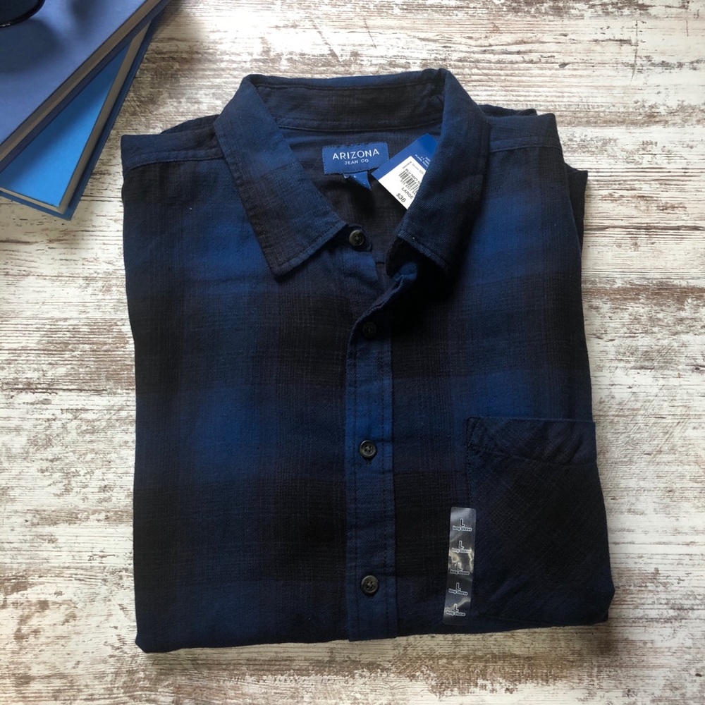 Arizona flannel shirt, size large.
